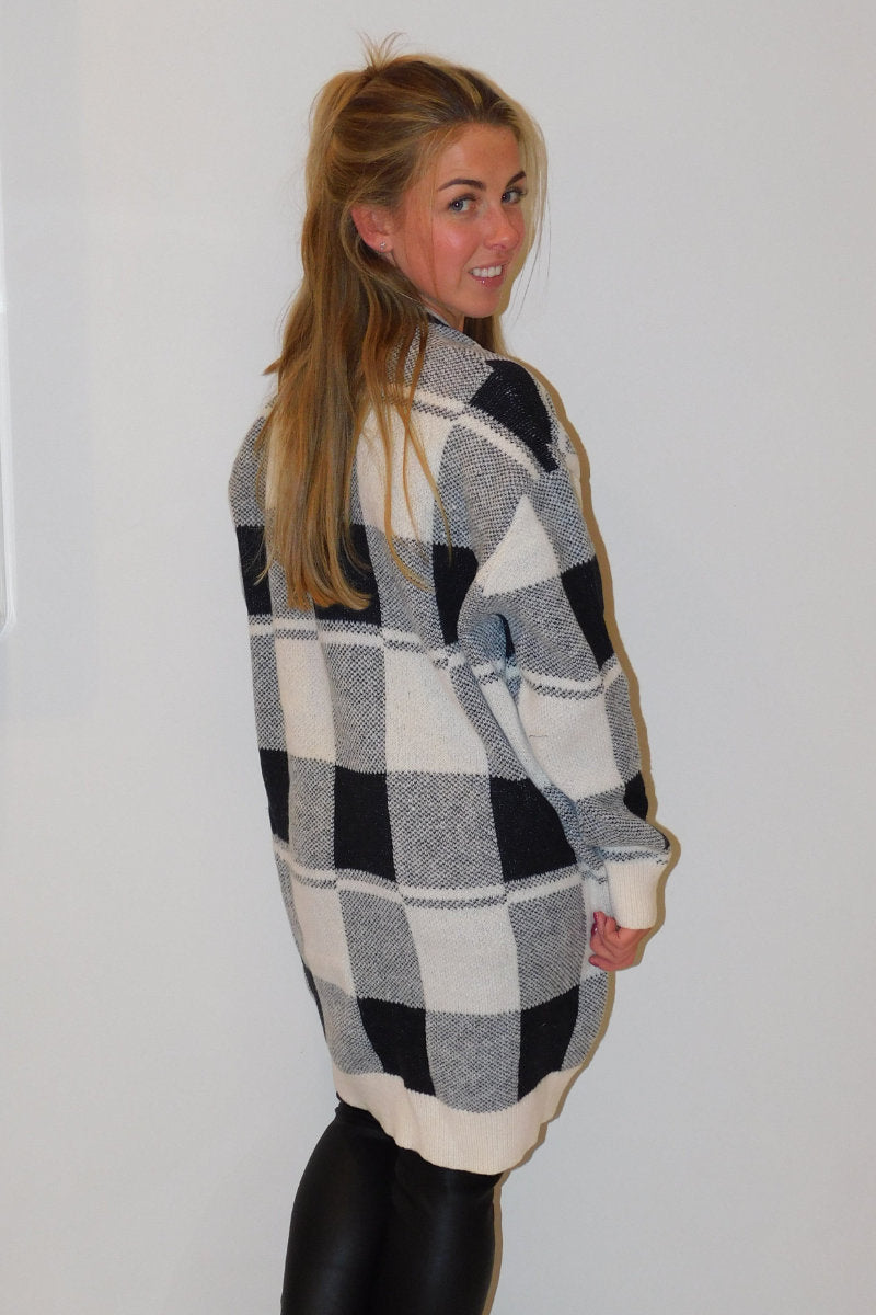 Plus Size Black & White Check Cardigan