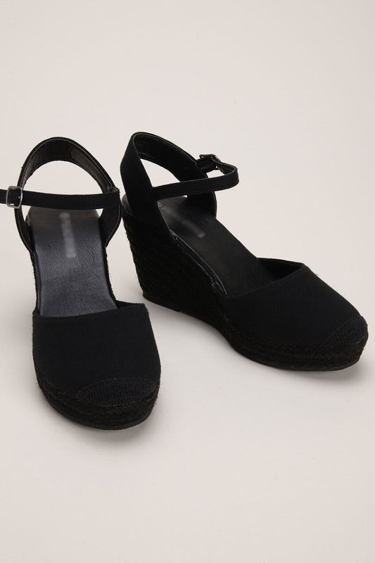 Famous Store Womens Black Closed Toe Wedges