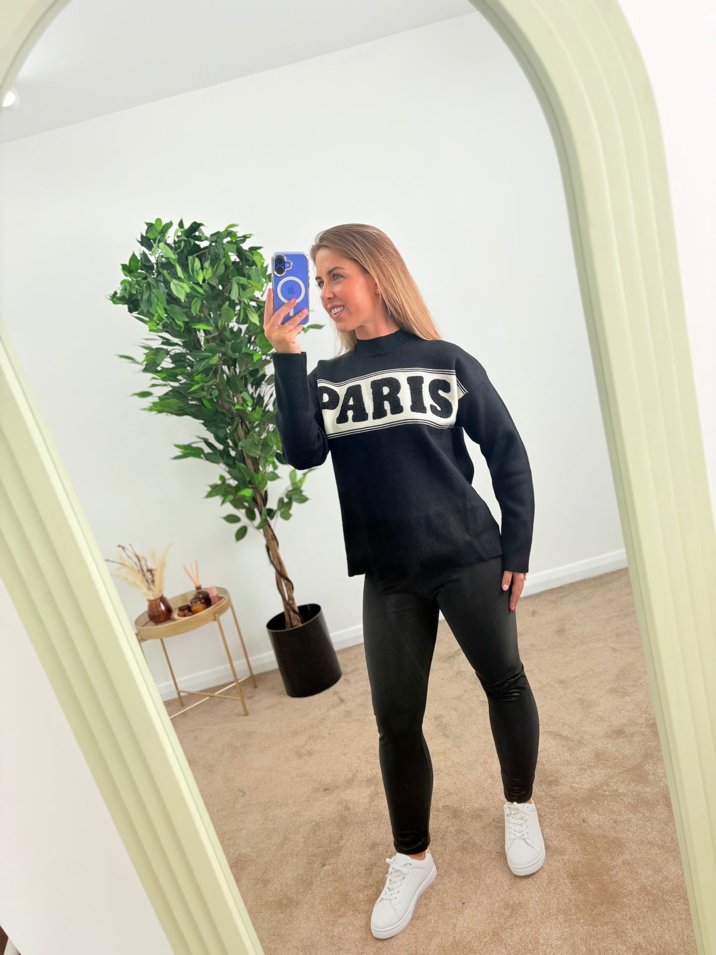 EX-F&F Paris Logo Sweater