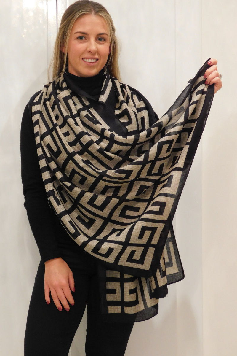 Ladies GV Cream & Black Print Scarf