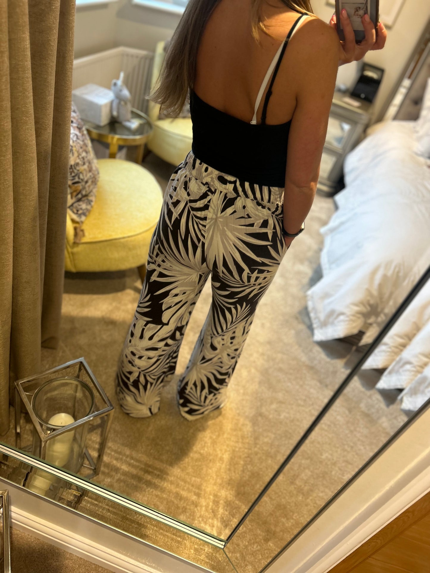 Famous Store Linen Leaf Print Wide Leg Trousers