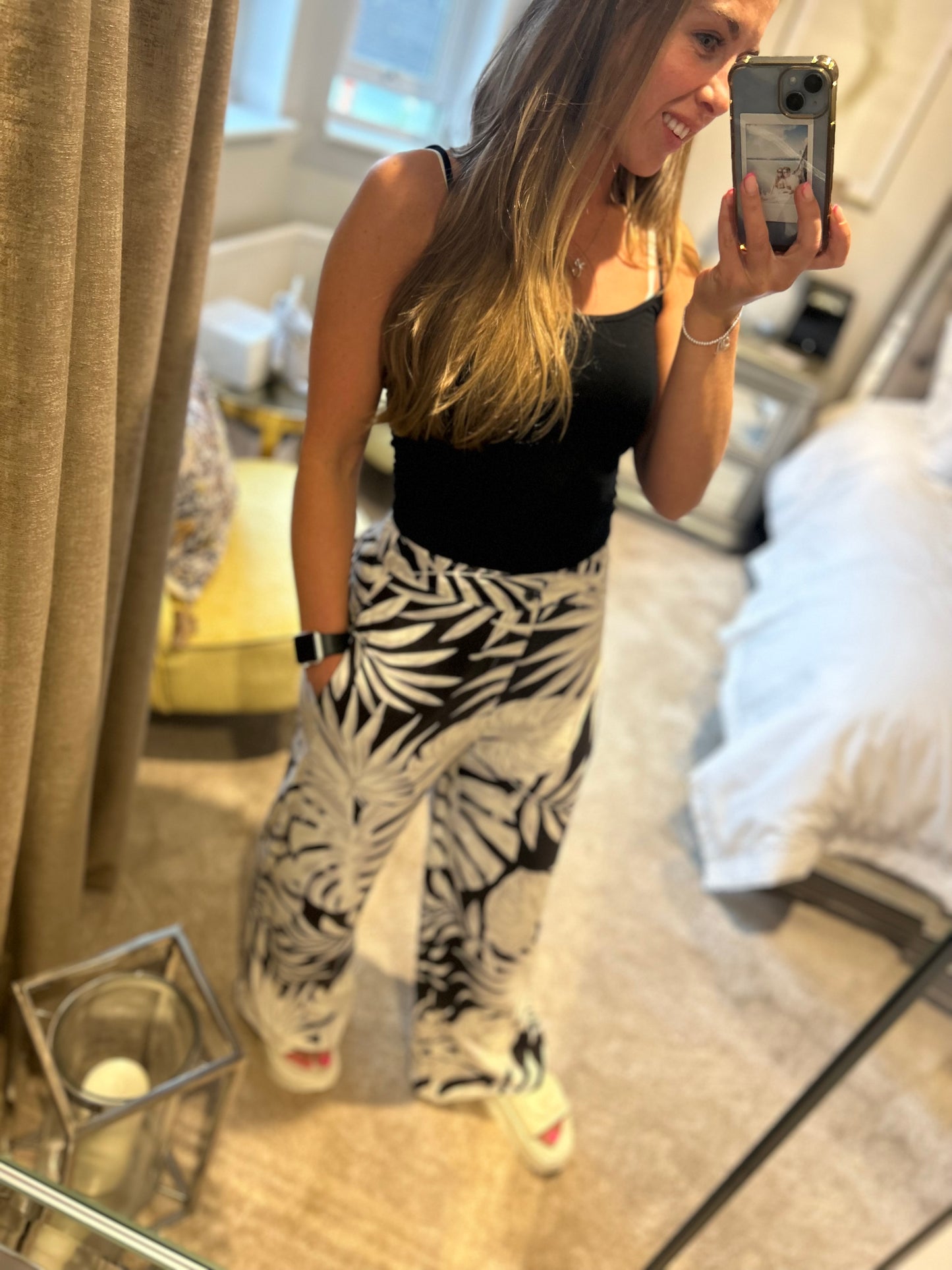 Famous Store Linen Leaf Print Wide Leg Trousers