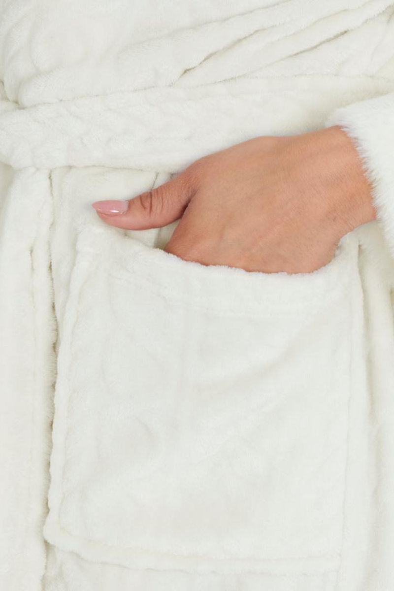 Ladies Slumber Party Cosy Super Soft Knee Length Dressing Gown Ivory