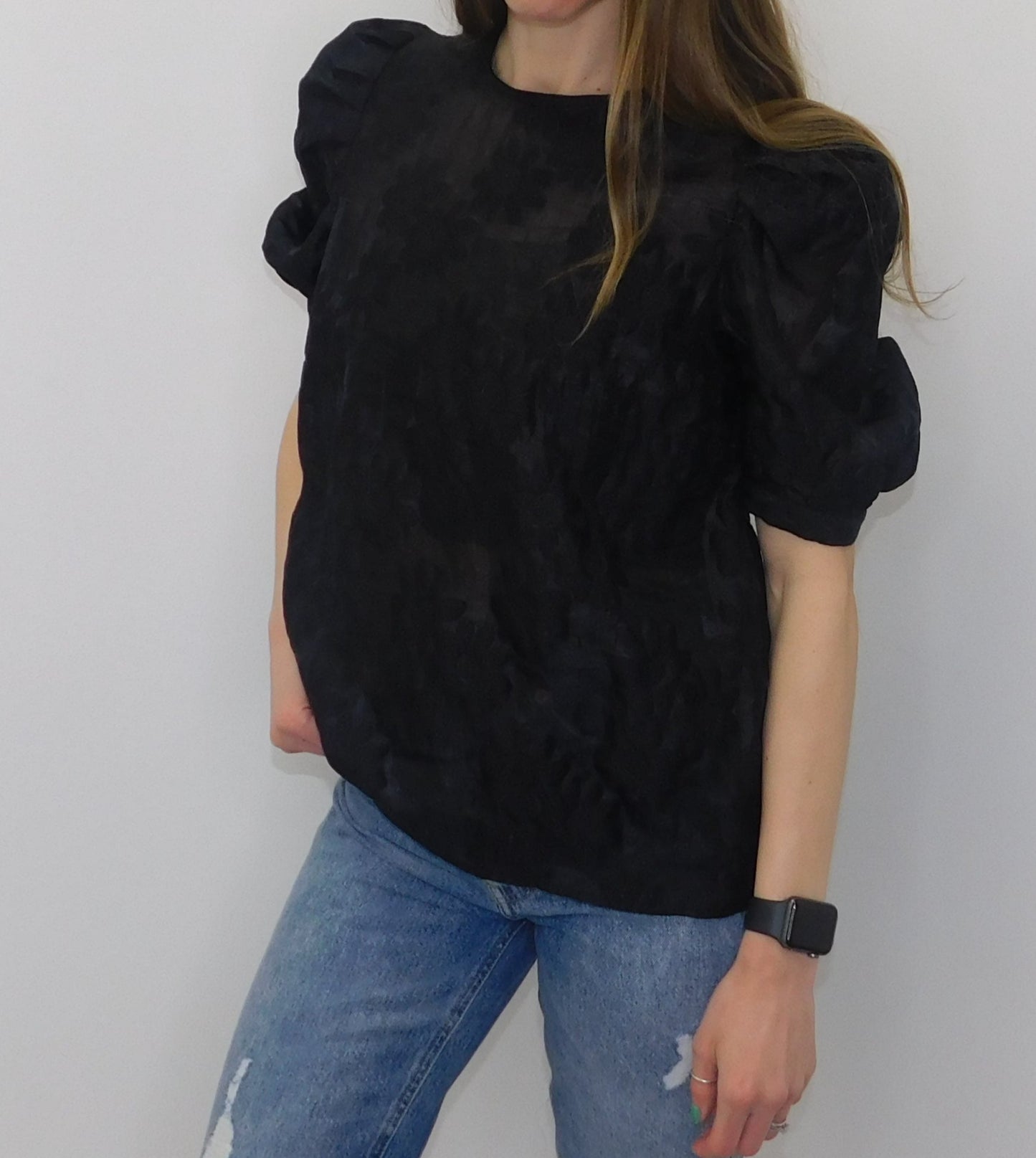 Famous Store Black Puff Flower Top