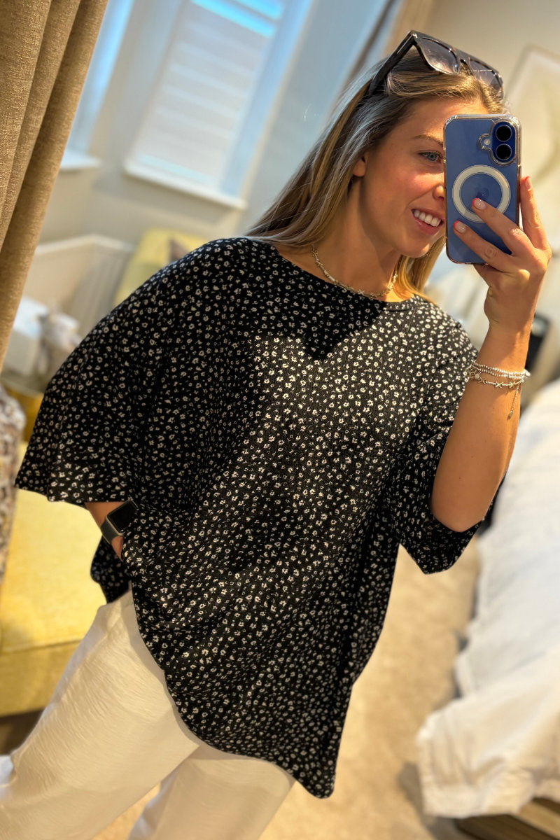 Ladies Black & White Flower Top