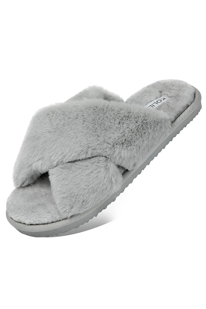 White fluffy house store slippers