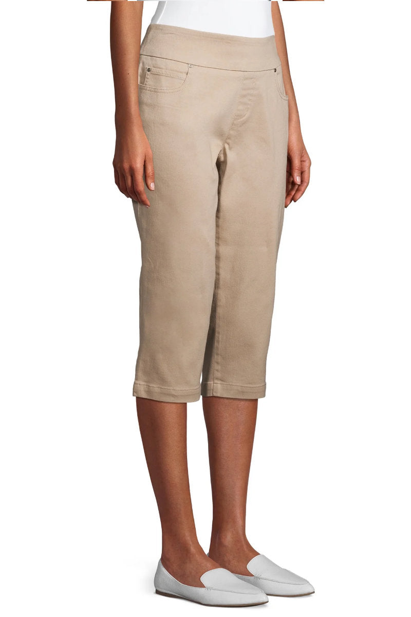 Time and Tru Stone Crop 3/4 Jeans
