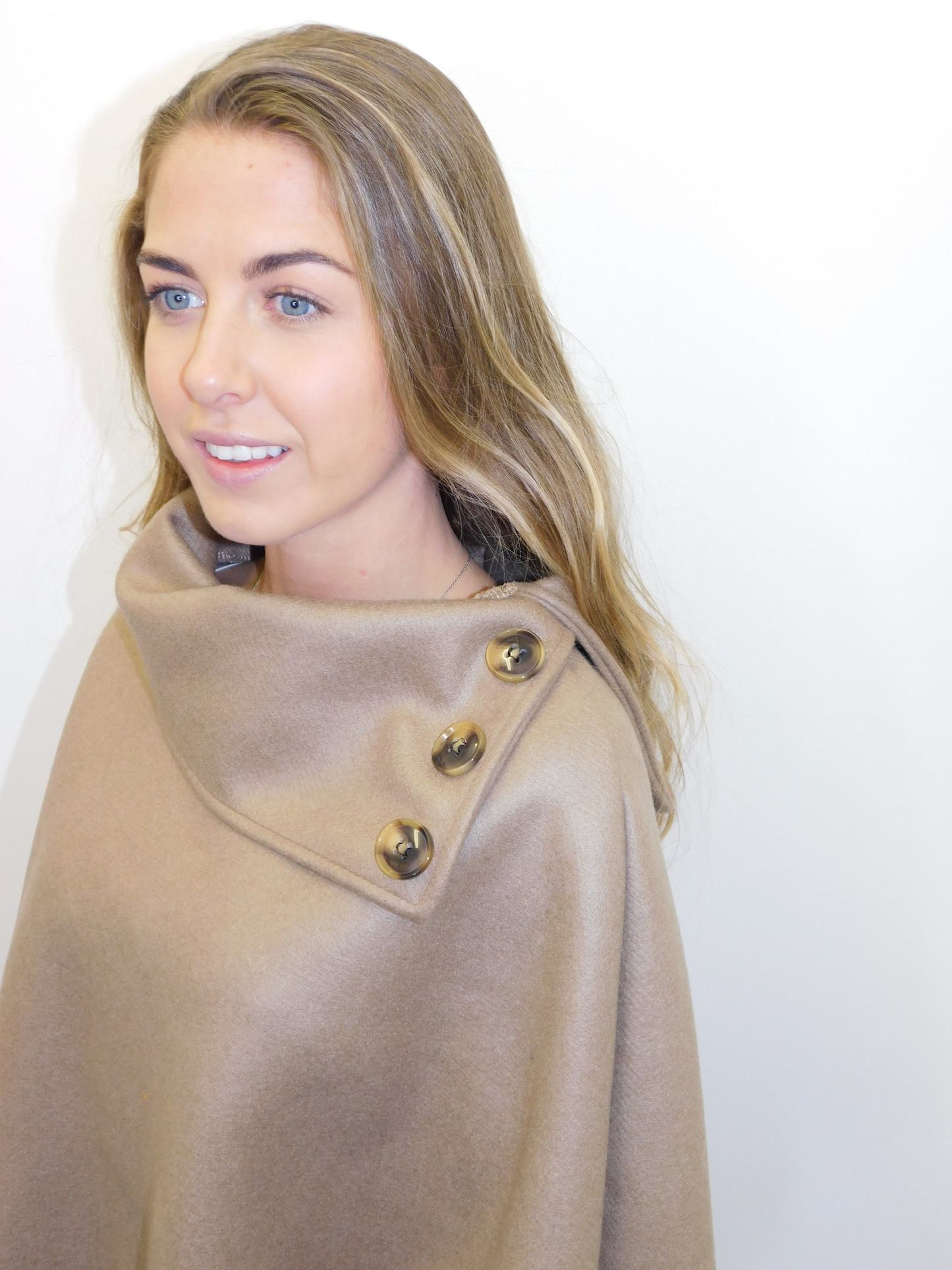 Ladies Cape With Buttons Camel